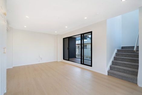 Photo of property in 9b Lomond Street, Takapuna, Auckland, 0622