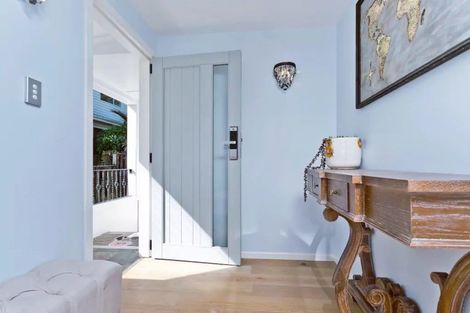 Photo of property in 30 Beulah Avenue, Rothesay Bay, Auckland, 0630