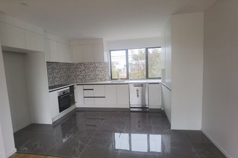 Photo of property in 4a Tonar Street, Northcote, Auckland, 0627