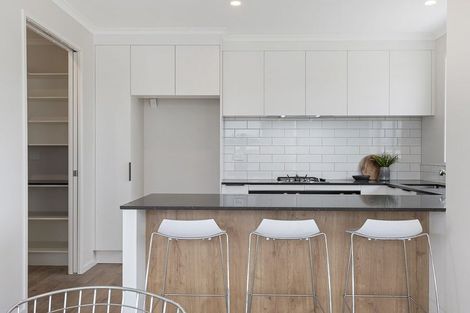 Photo of property in 35 Hayfield Way, Karaka, Papakura, 2113
