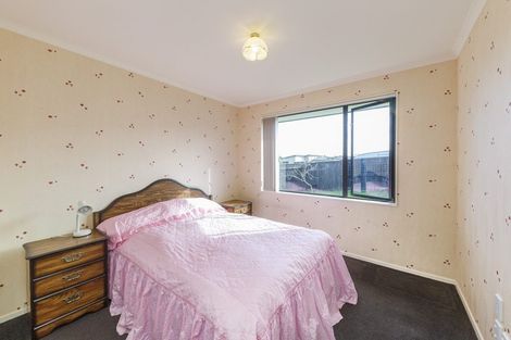 Photo of property in 23 Geneva Terrace, Kelvin Grove, Palmerston North, 4414