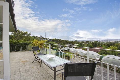 Photo of property in 238 Old Titirangi Road, Titirangi, Auckland, 0604