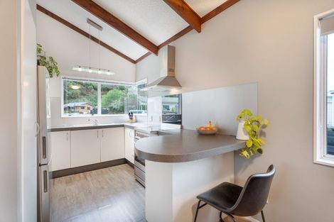 Photo of property in 11 Tulsa Grove, Totara Park, Upper Hutt, 5018