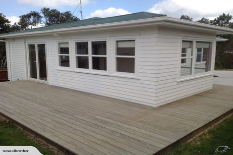 Photo of property in 26 Eskdale Road, Birkdale, Auckland, 0626