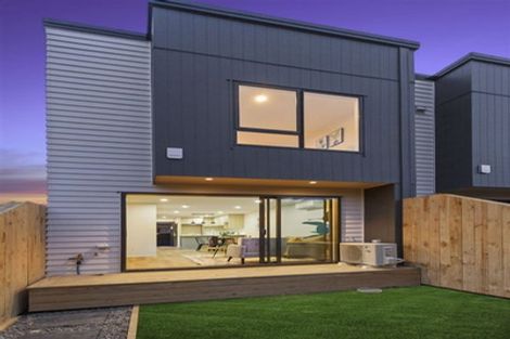 Photo of property in 50c Sherwood Avenue, Te Atatu South, Auckland, 0610