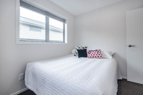 Photo of property in 27d Ranui Terrace, Tawa, Wellington, 5028