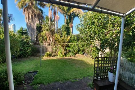 Photo of property in 2/41 Byron Avenue, Takapuna, Auckland, 0622