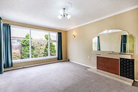 Photo of property in 48 Staveley Street, Avonhead, Christchurch, 8042