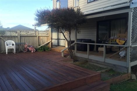 Photo of property in 60b Megan Avenue, Pakuranga Heights, Auckland, 2010