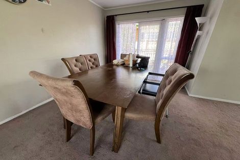 Photo of property in 48 Spence Road, Henderson, Auckland, 0612