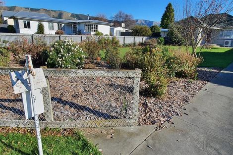 Photo of property in 58 Rhodes Street, Waimate, 7924