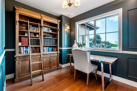 Photo of property in 7 Luff Place, Long Bay, Auckland, 0630