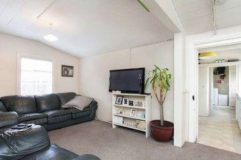 Photo of property in 184 Hastings Street, Waltham, Christchurch, 8023