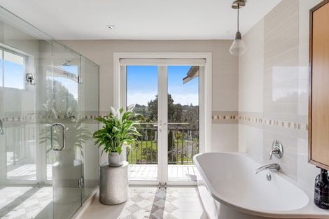 Photo of property in 1 Pearson Road, Whitford, Howick, 2571