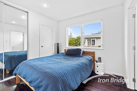 Photo of property in 1/53 Lancaster Road, Beach Haven, Auckland, 0626