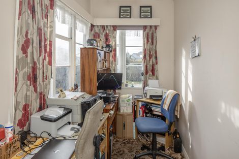 Photo of property in 11 Farnham Street, Oamaru North, Oamaru, 9400