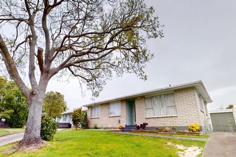 Photo of property in 82 Stillwater Place, Westbrook, Palmerston North, 4412