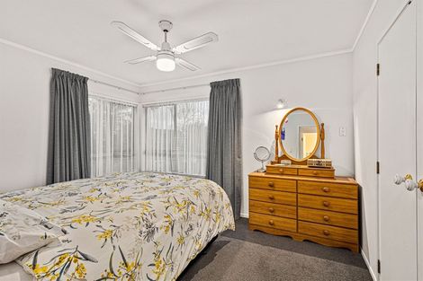 Photo of property in 31 White Heron Drive, Massey, Auckland, 0614