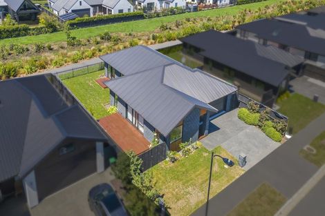 Photo of property in 41 Selfe Crescent, Burwood, Christchurch, 8083