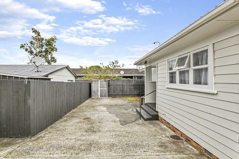 Photo of property in 64 Friedlanders Road, Manurewa, Auckland, 2102
