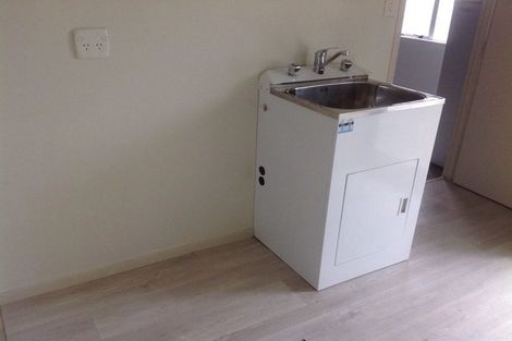 Photo of property in 2/13 Alexander Street, Papakura, 2110