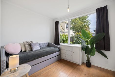 Photo of property in 2/49 Brockworth Place, Riccarton, Christchurch, 8011