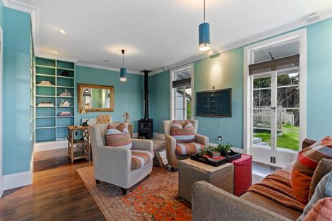 Photo of property in 203 Cape Rodney Road, Leigh, 0985