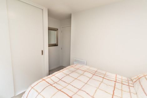 Photo of property in 17u2 Nairn Street, Mount Cook, Wellington, 6011