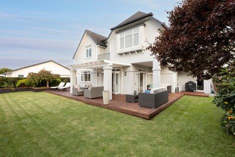 Photo of property in 18 Hansard Place, Bethlehem, Tauranga, 3110