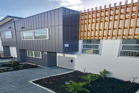 Photo of property in 9/24 Mili Way, Ranui, Auckland, 0612