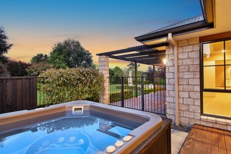 Photo of property in 84r Freeburn Road, Pyes Pa, Tauranga, 3112