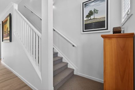 Photo of property in 60 Landmark Terrace, Orewa, 0931