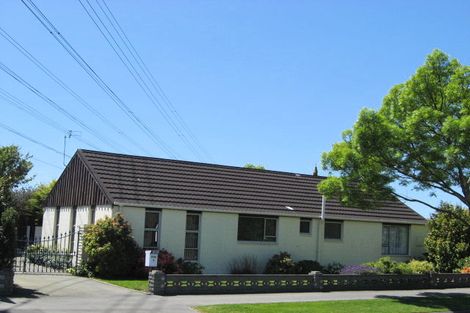 Photo of property in 310 Memorial Avenue, Burnside, Christchurch, 8053