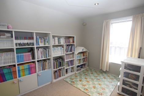 Photo of property in 40 Prestons Road, Redwood, Christchurch, 8051