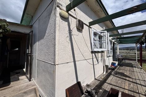 Photo of property in 1/869 East Coast Road, Northcross, Auckland, 0632