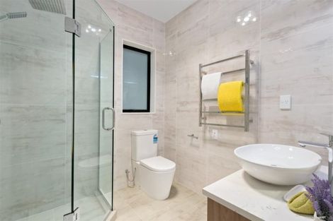 Photo of property in 13 Golden Avenue, Flat Bush, Auckland, 2019