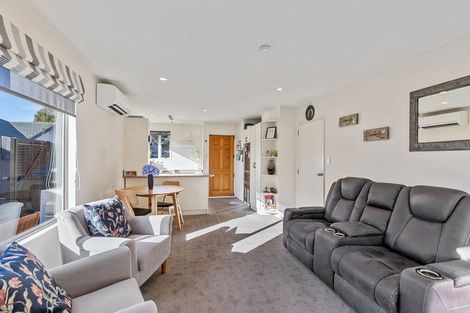Photo of property in 38k English Street, Sockburn, Christchurch, 8042