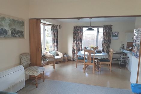 Photo of property in 3 Kingham Place, Avonhead, Christchurch, 8042