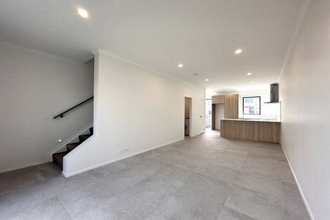 Photo of property in 19 Oyster Drive, Whenuapai, 0618