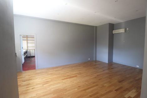Photo of property in 35a Wade River Road, Stanmore Bay, Whangaparaoa, 0932