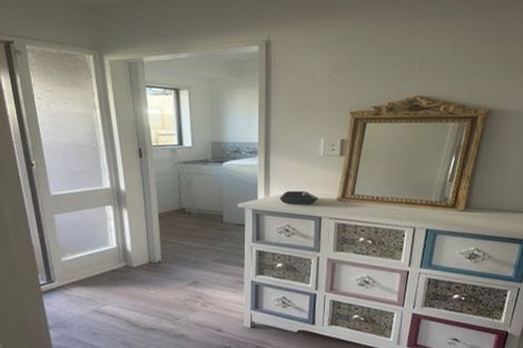 Photo of property in 142 Waenga Drive, Cromwell, 9310