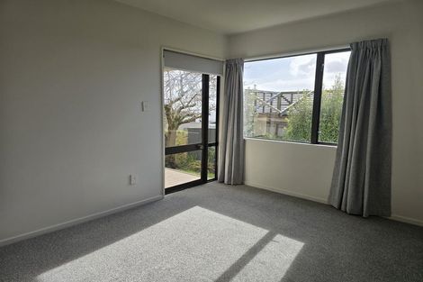 Photo of property in 2/17 Belleview Terrace, Mount Pleasant, Christchurch, 8081