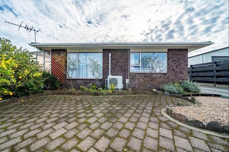 Photo of property in 5 Union Street, Merrilands, New Plymouth, 4312