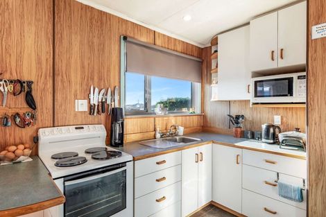 Photo of property in 6 Grenville Street, Levin, 5510