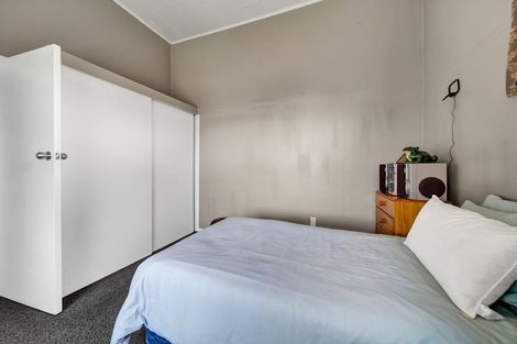 Photo of property in 48 Puriri Street, Hawera, 4610