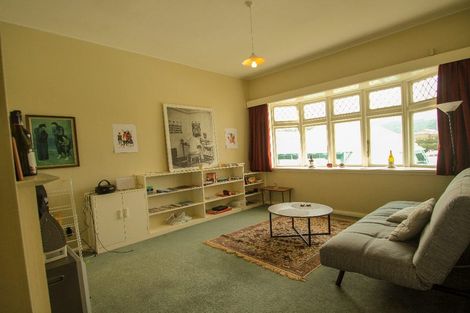 Photo of property in Carillion/the Knoll, 33 Thompson Street, Mount Cook, Wellington, 6011