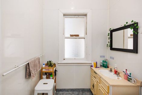 Photo of property in 31 Mcgiffert Street, Palmerston North, 4410