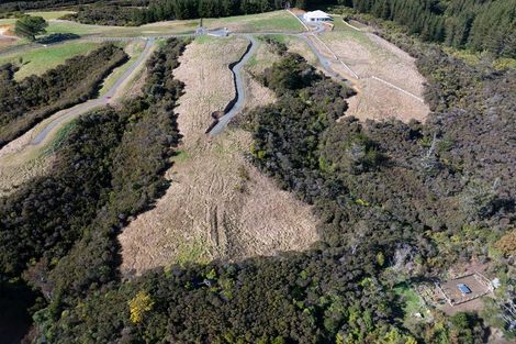 Photo of property in 149e Centreway Road, Orewa, 0931