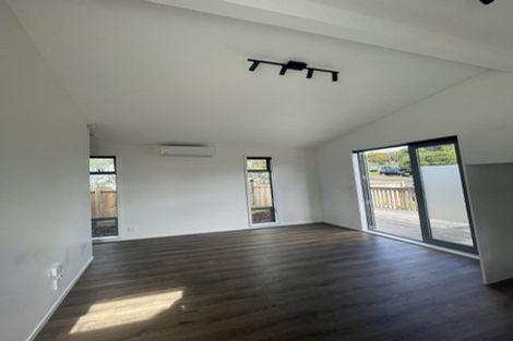 Photo of property in 21a Garton Drive, Massey, Auckland, 0614