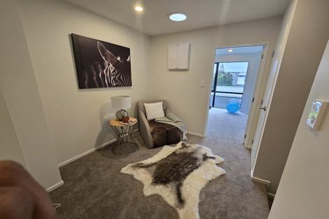 Photo of property in 1/267 Great North Road, Henderson, Auckland, 0612